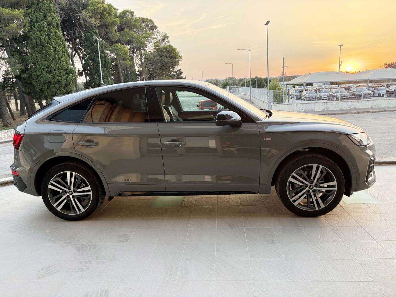 AUDI Q5 SPB Sportback 40 TDI quattro S tronic S line plus. - 4