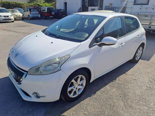 PEUGEOT 208 Bianco pastello