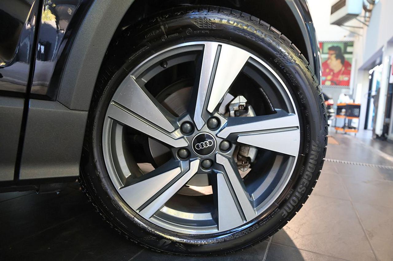 AUDI Q2 35 TFSI Admired - 6