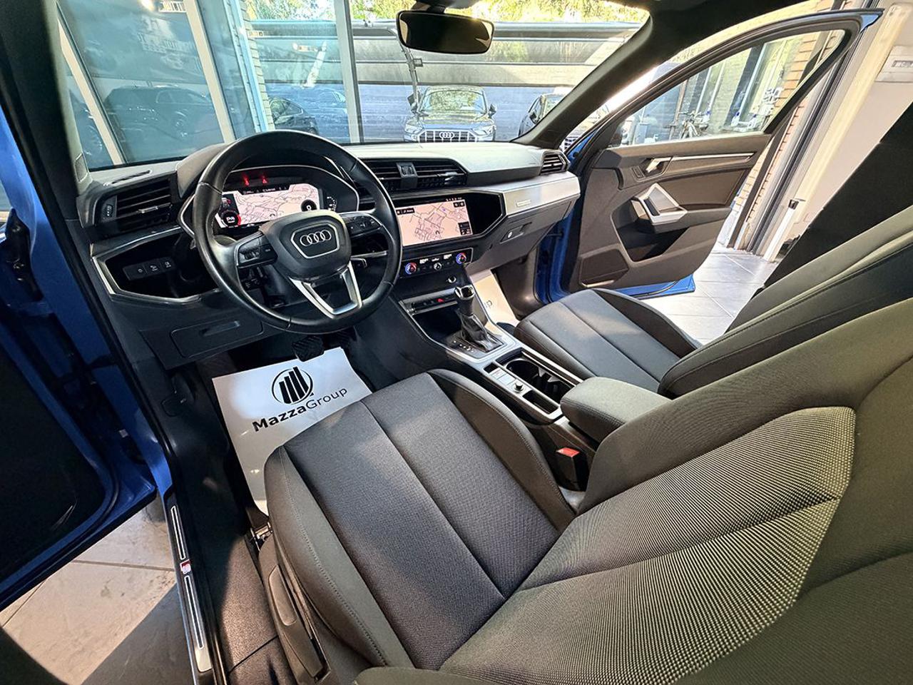 AUDI Q3 35 TDI S-Tronic S-Line - 12