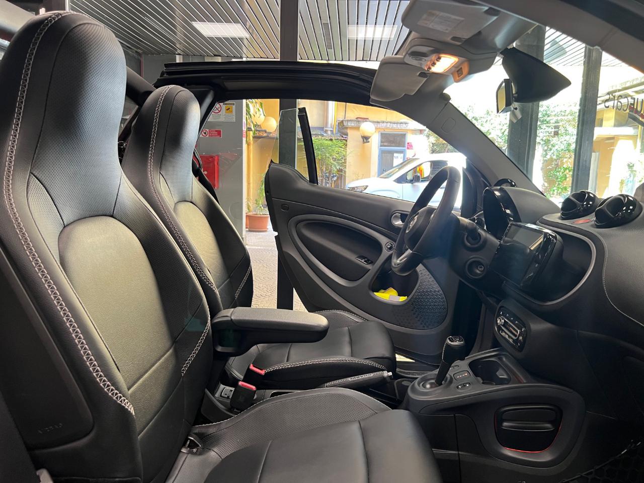 SMART ForTwo EQ cabrio BRABUS Style - 9