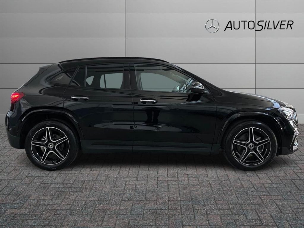 MERCEDES-BENZ GLA 200 d Automatic AMG Line Advanced Plus - 5