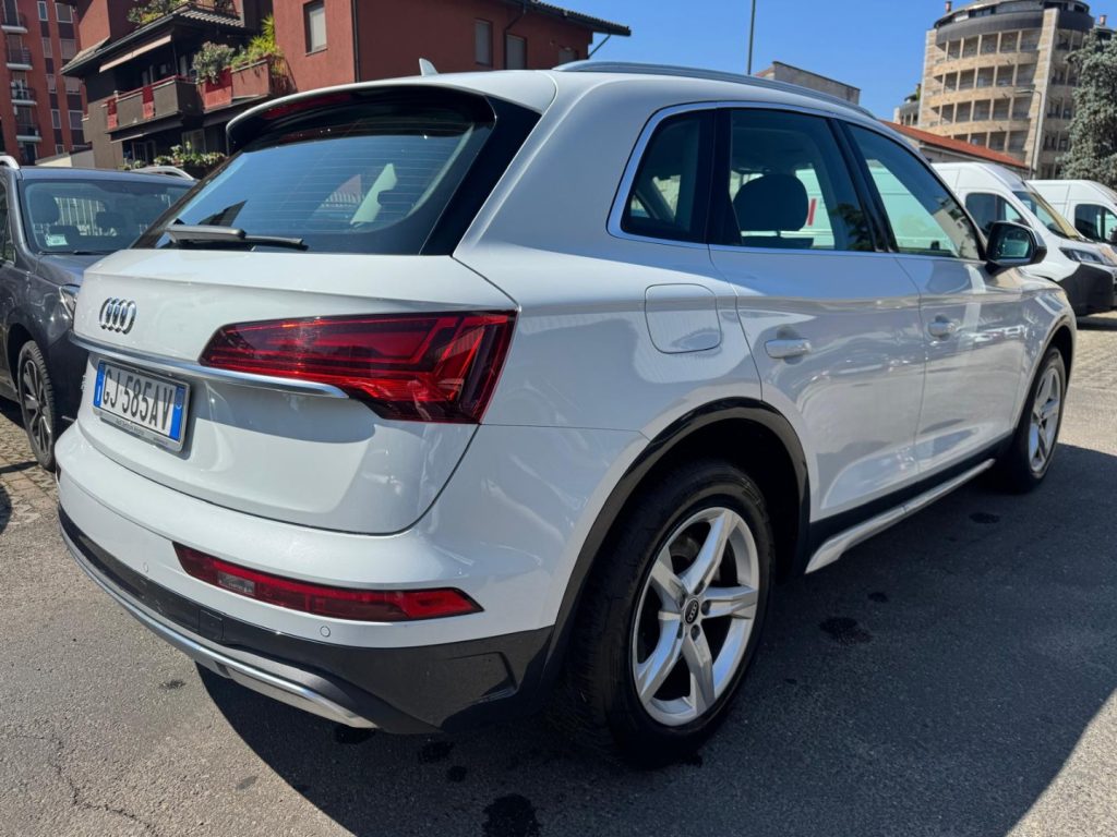 AUDI Q5 35 TDI S tronic Business Advanced - 3