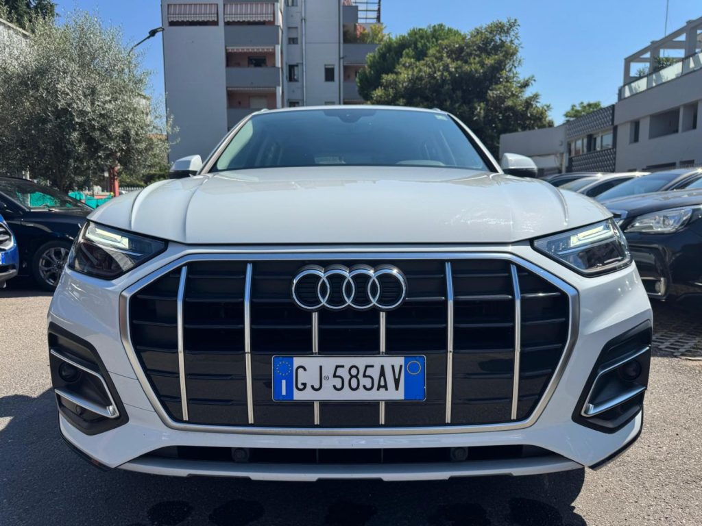 AUDI Q5 35 TDI S tronic Business Advanced - 4