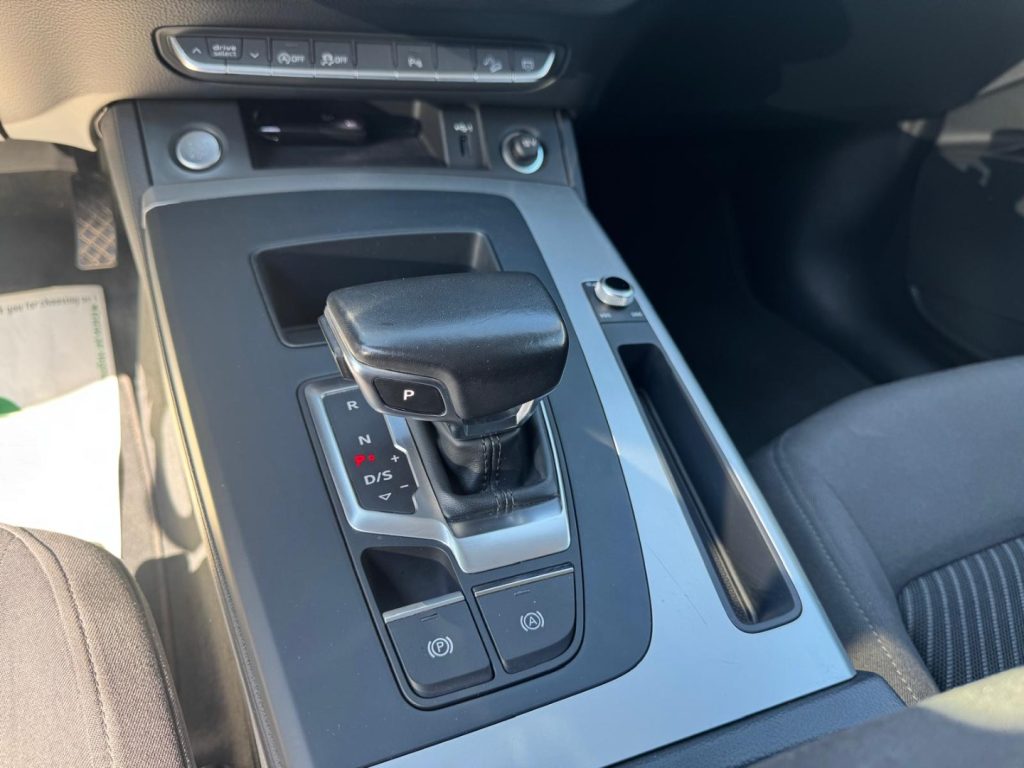 AUDI Q5 35 TDI S tronic Business Advanced - 12