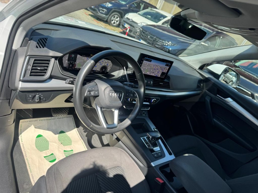 AUDI Q5 35 TDI S tronic Business Advanced - 14
