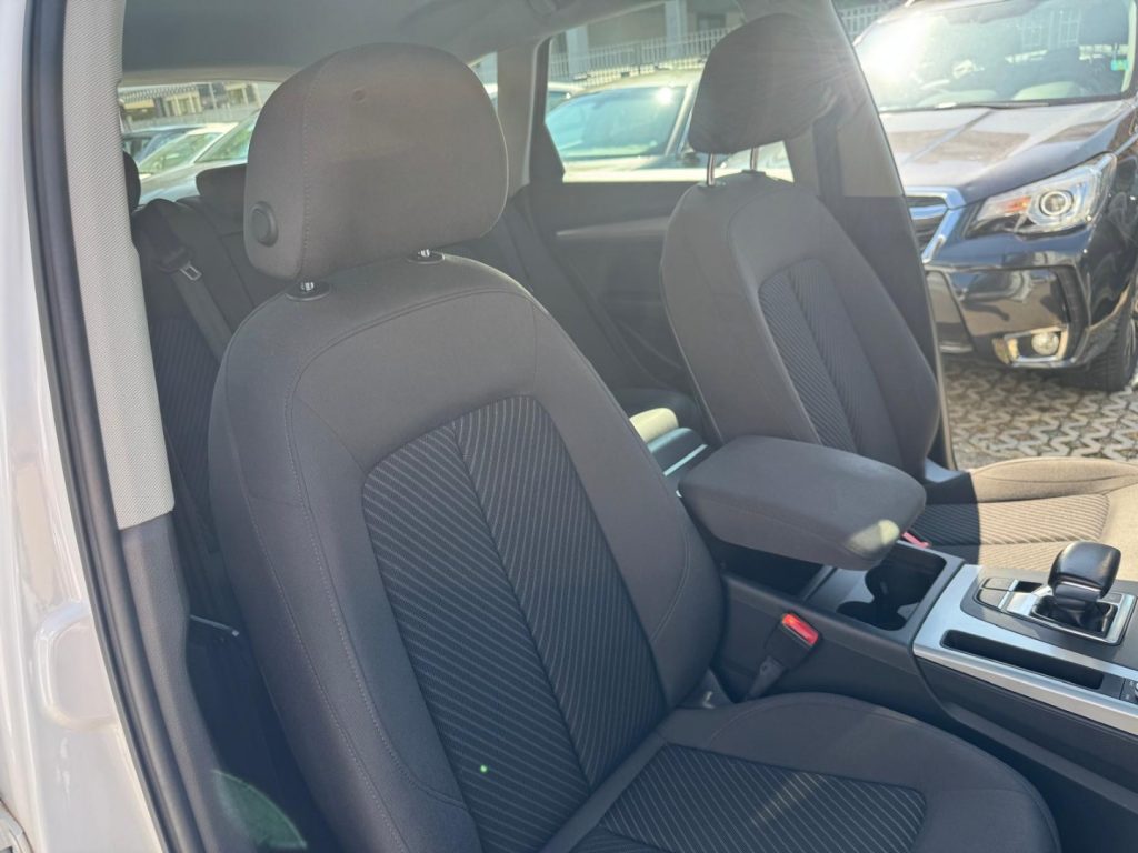 AUDI Q5 35 TDI S tronic Business Advanced - 18
