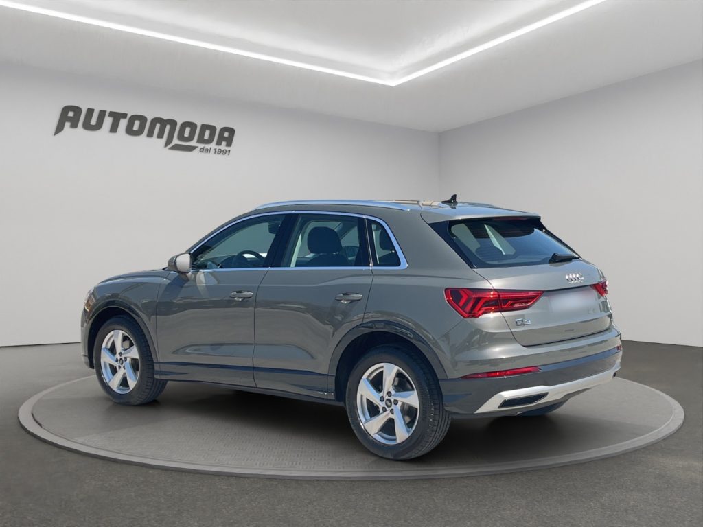 AUDI Q3 SUV 35 tdi STRONIC BUSINESS - 6