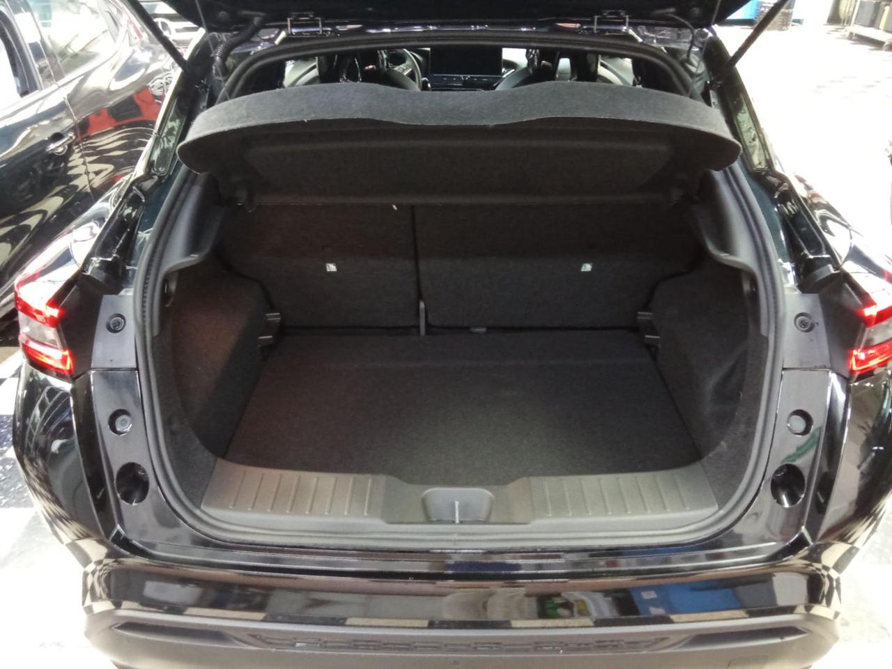 NISSAN Juke 1.6 HEV Tekna BOSE - 20