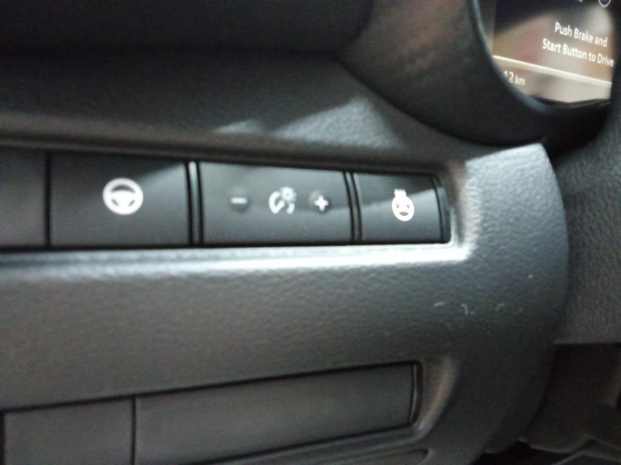 NISSAN Juke 1.6 HEV Tekna BOSE - 18