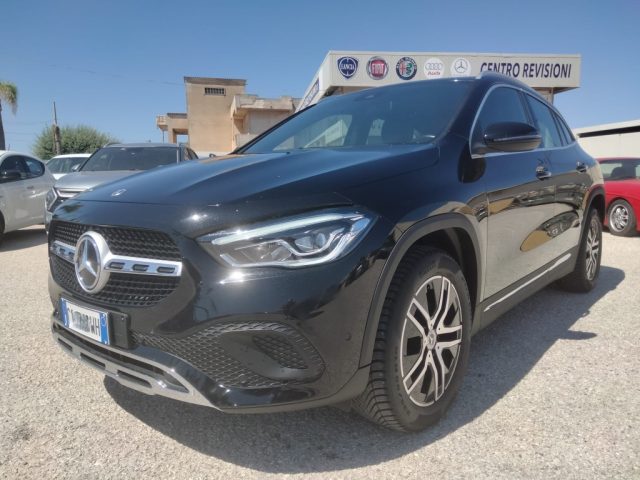 MERCEDES-BENZ GLC 200 Nero metallizzato
