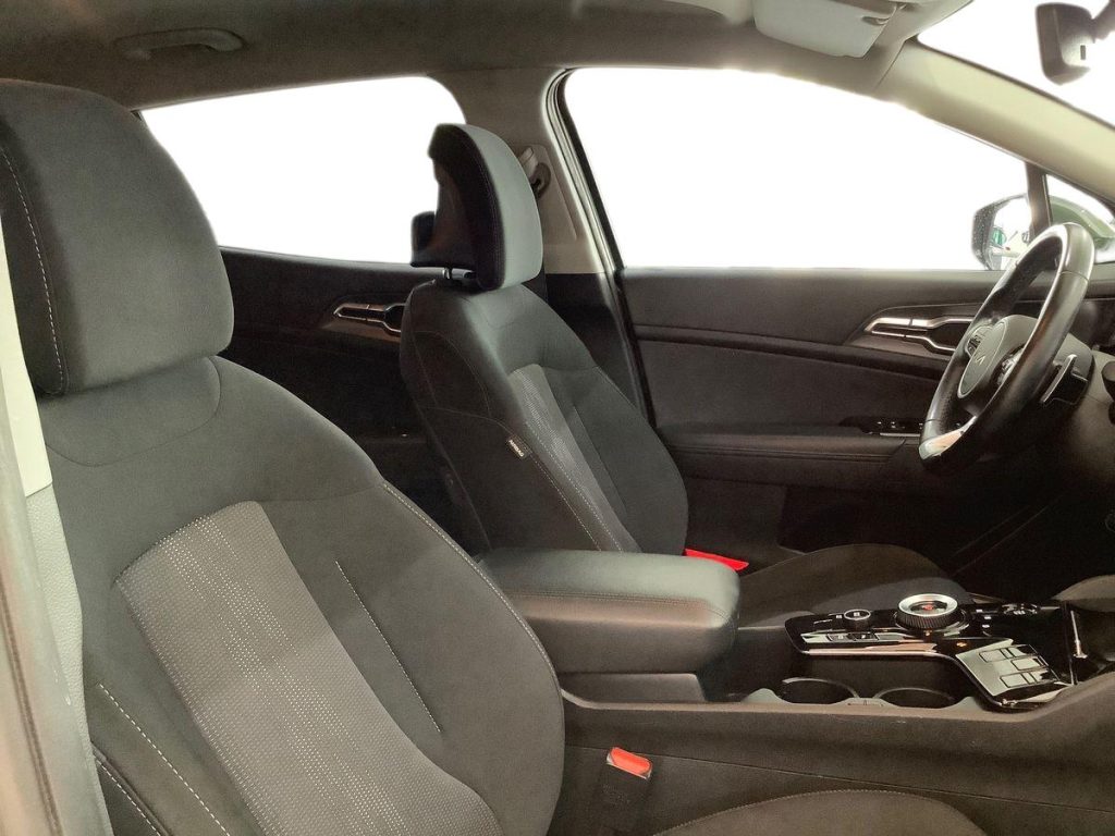 KIA Sportage 1.6 TGDi HEV AT Style - 10