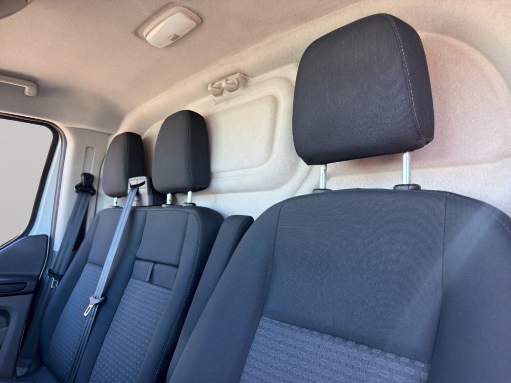 FORD Transit Custom L1H1 2.0 130CV - 8