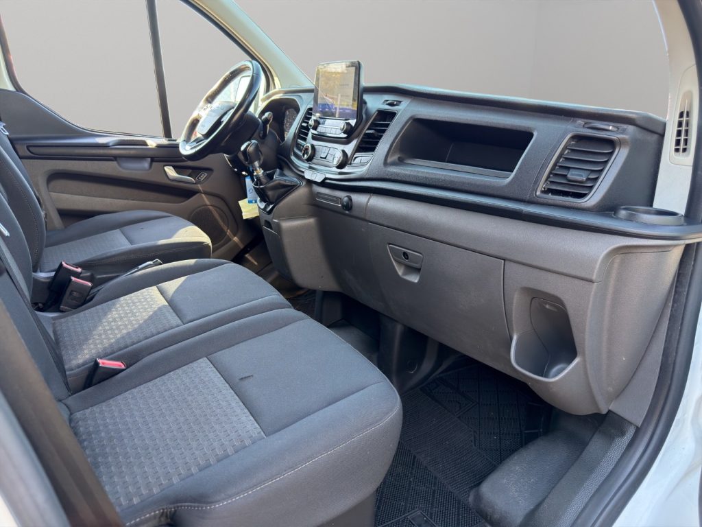 FORD Transit Custom L1H1 2.0 130CV - 9