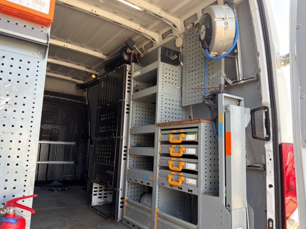 IVECO Daily L3H2 OFFICINA MOBILE 35S14 - 17