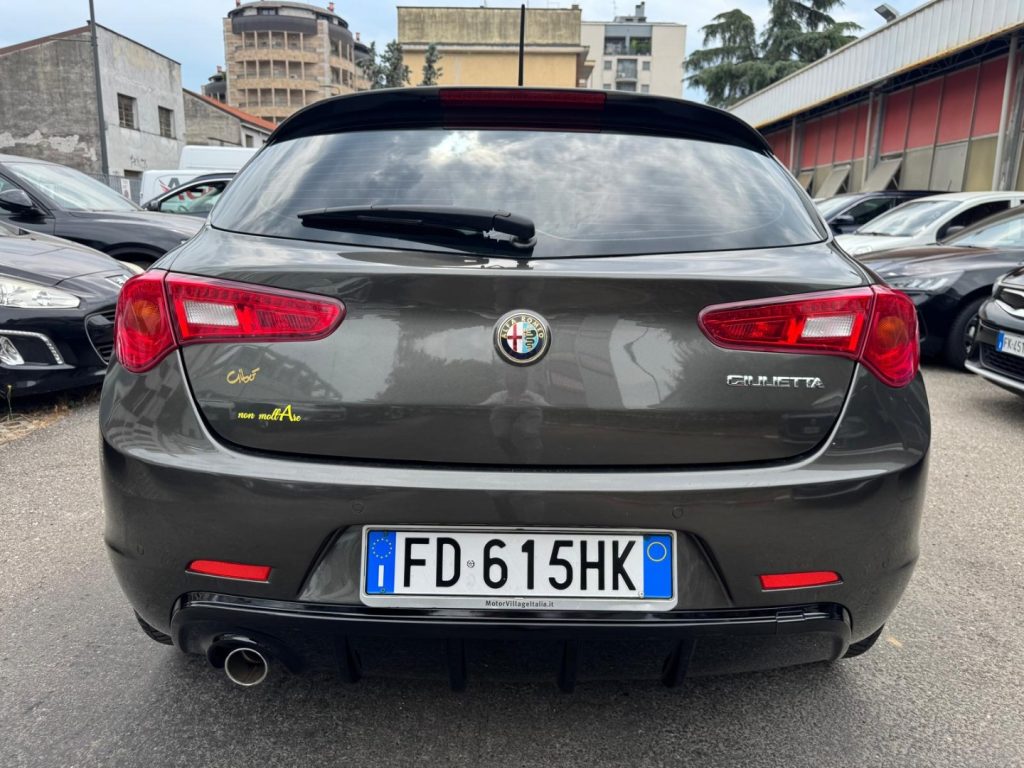 ALFA ROMEO Giulietta 1.6 JTDm-2 120 CV Distinctive - 5
