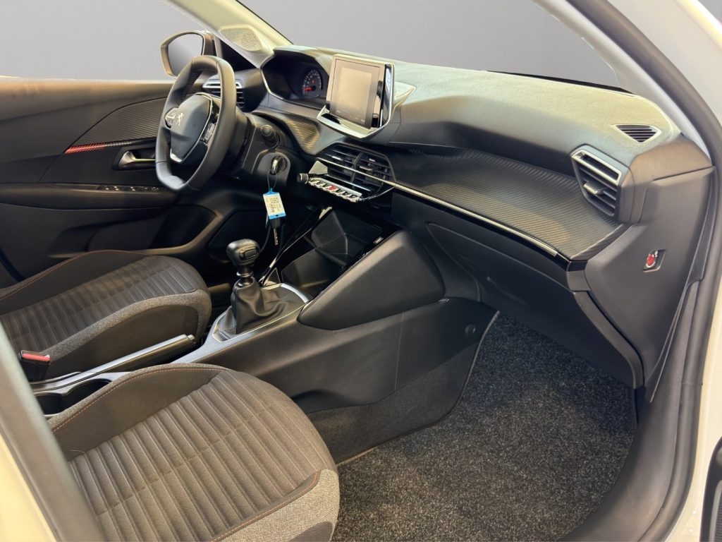 PEUGEOT 208 1.5 DIESEL KM 0 - 9