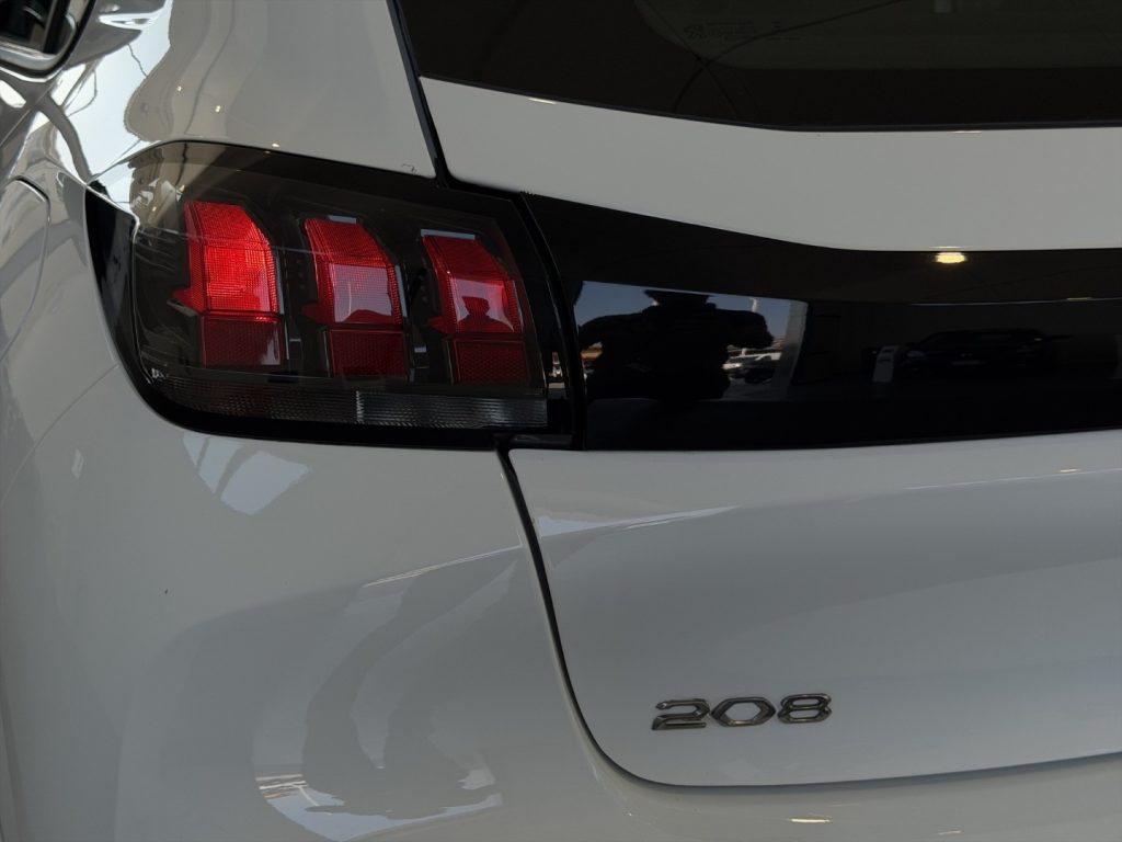 PEUGEOT 208 1.5 DIESEL KM 0 - 16
