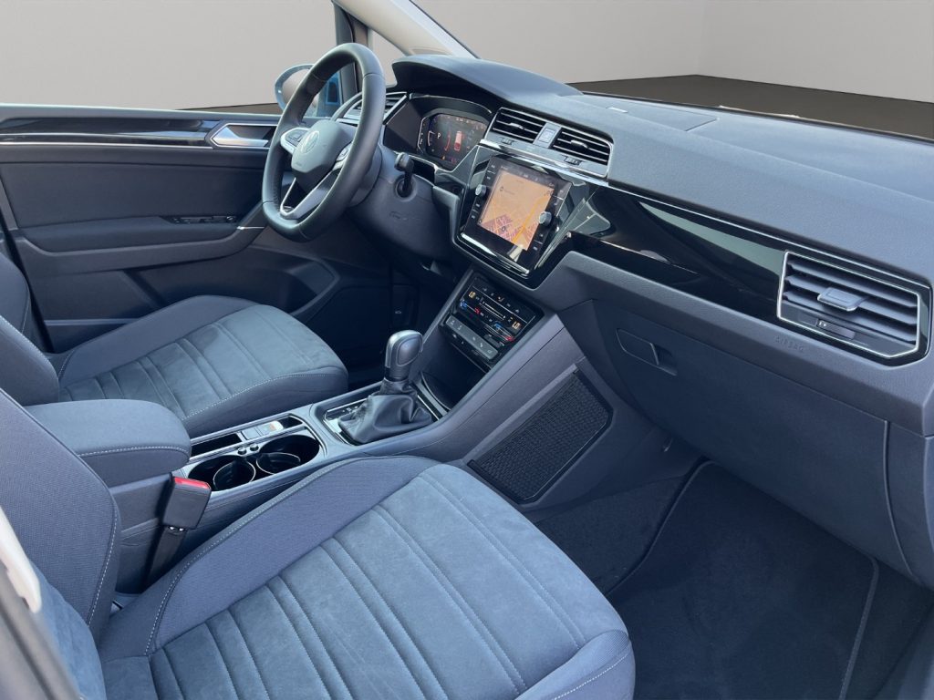 VOLKSWAGEN Touran 2.0 TDI EXECUTIVE DSG KM 0 - 9