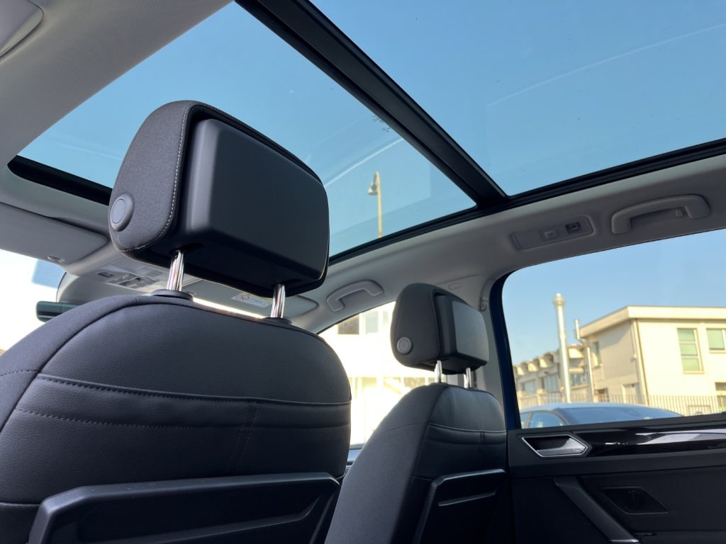 VOLKSWAGEN Touran 2.0 TDI EXECUTIVE DSG KM 0 - 16