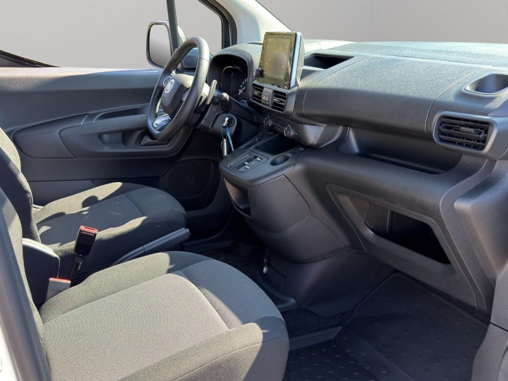 FIAT Doblo 1.5 130CV Maxi AUTOMATICO - 9