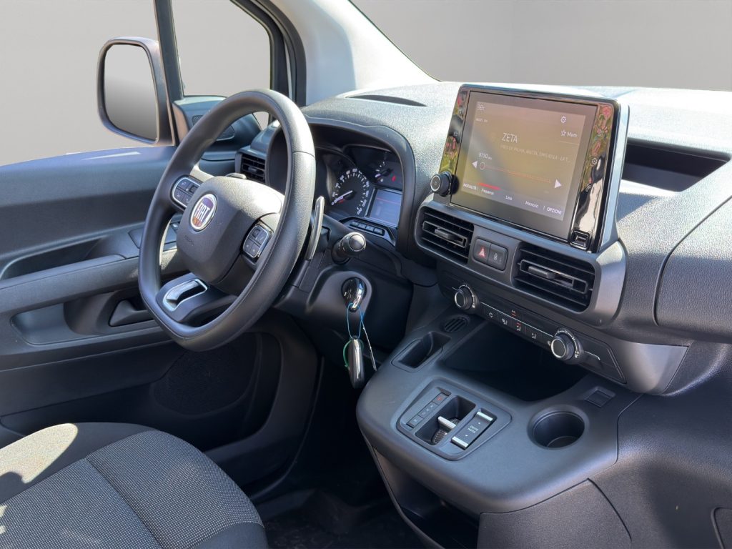 FIAT Doblo 1.5 130CV Maxi AUTOMATICO - 10