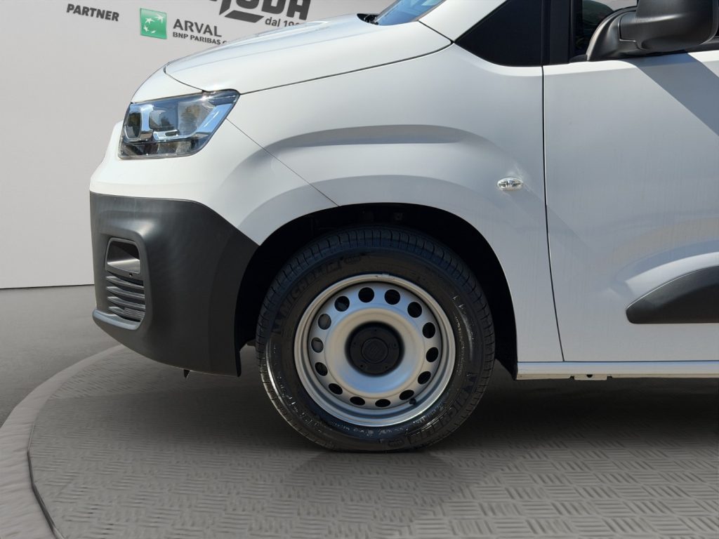 FIAT Doblo 1.5 130CV Maxi AUTOMATICO - 19