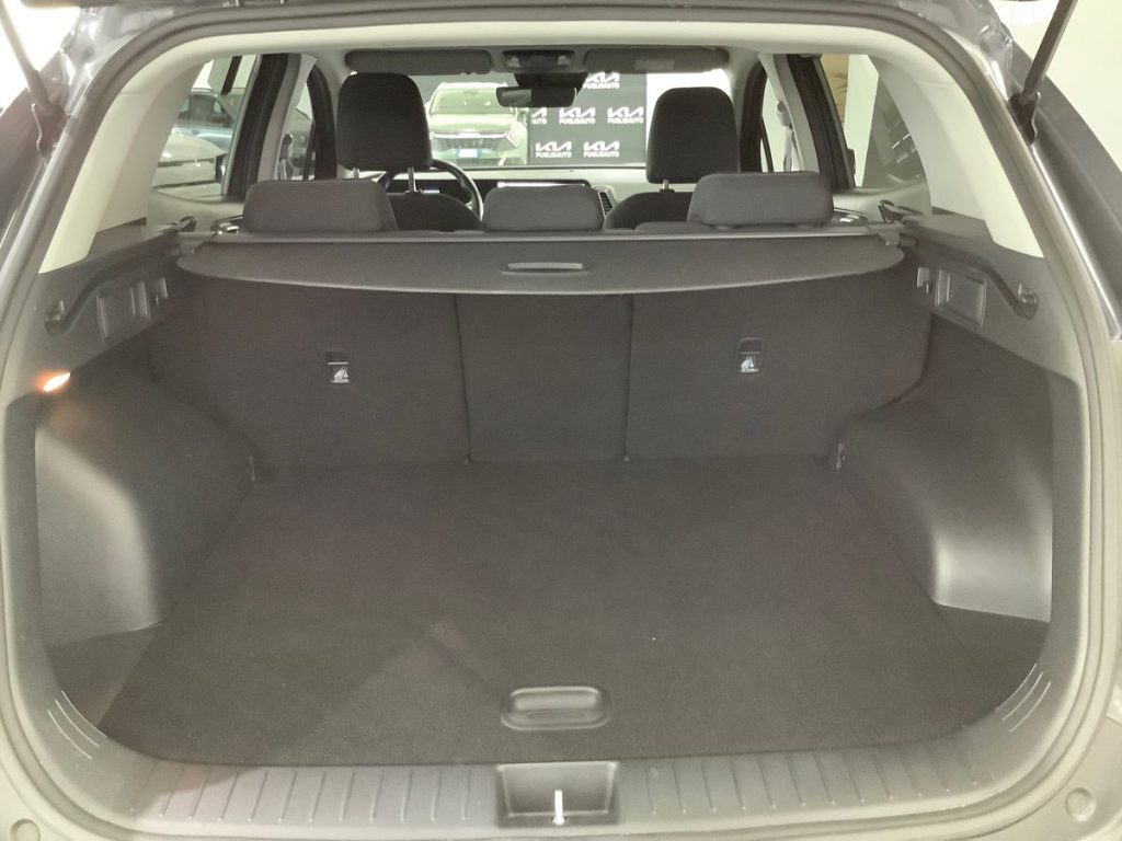 KIA Sportage 1.6 CRDi MHEV Business - 12