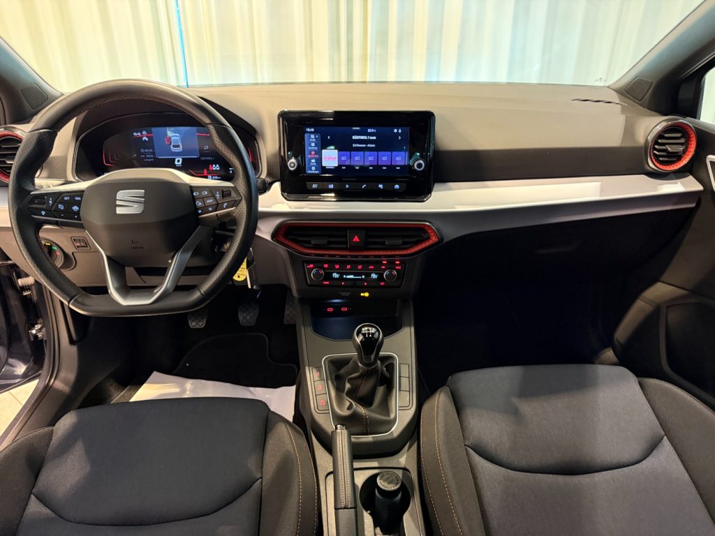 SEAT Ibiza 1.0 EcoTSI FR FULL LED ACC App Connect DAB+ - 6