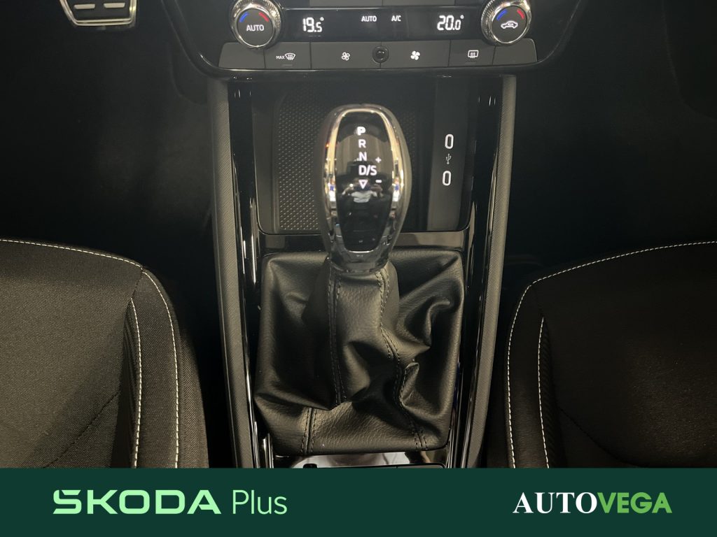 SKODA Scala 1.0 tsi monte carlo 115cv dsg - 11