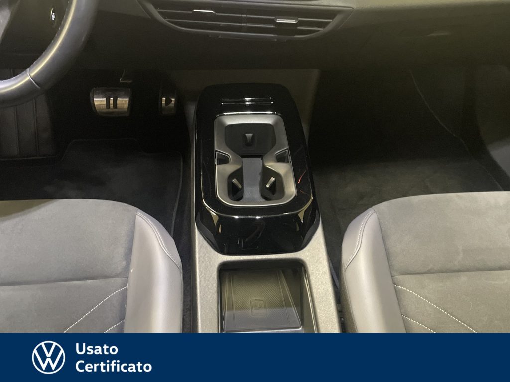 VOLKSWAGEN ID.5 77 kwh pro performance 204cv - 11