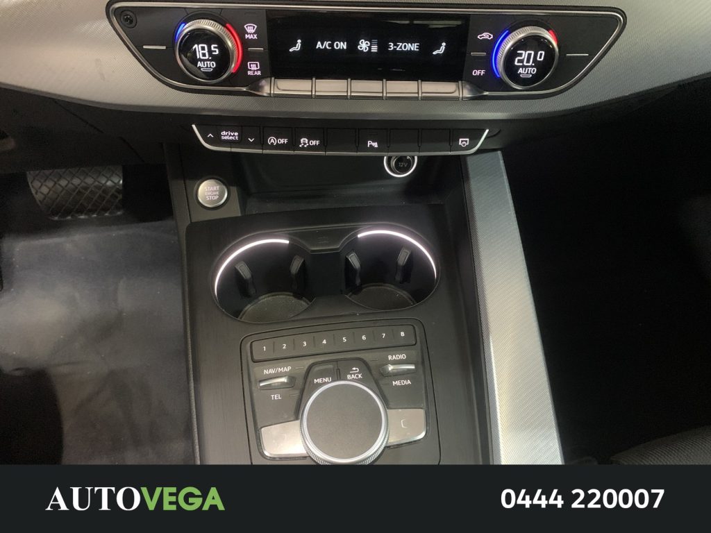 AUDI A4 avant 35 2.0 tdi sport 150cv s-tronic - 16