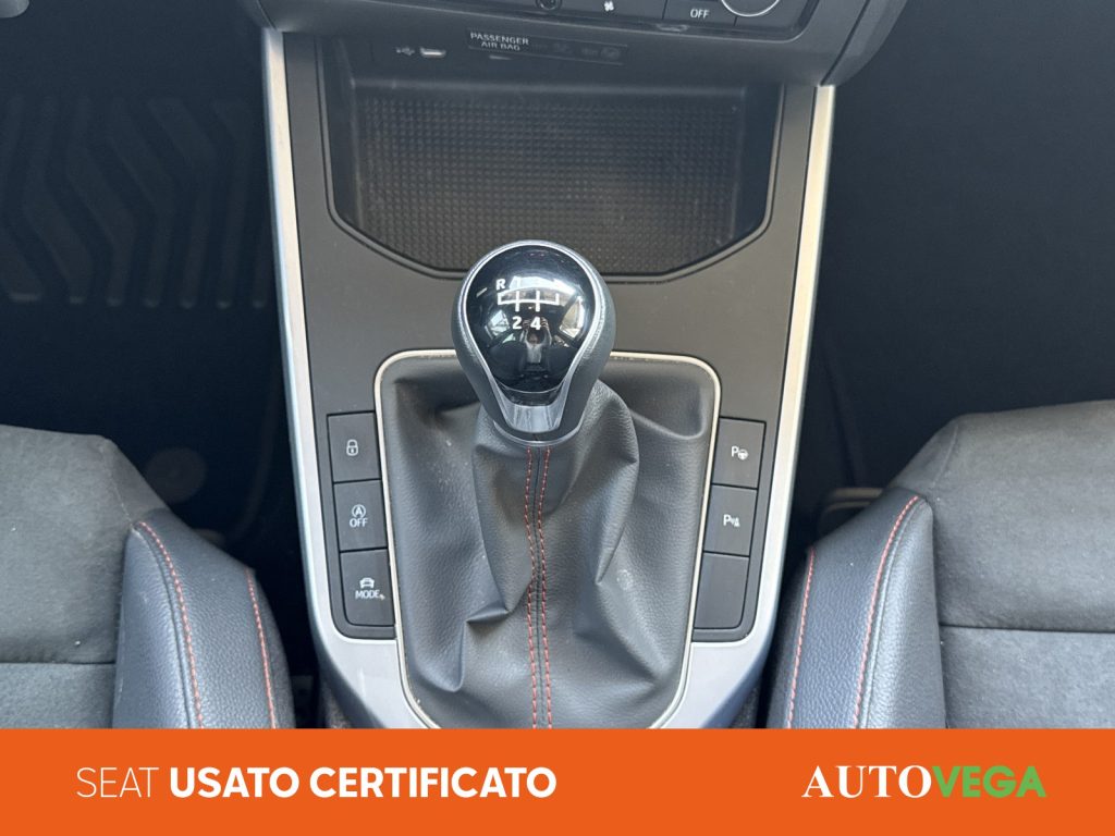 SEAT Arona 1.0 ecotsi fr 95cv - 11