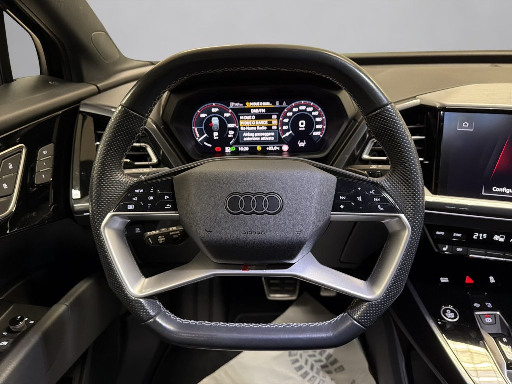 AUDI Q4 e-tron sportback e-tron 40 s line edition - 9