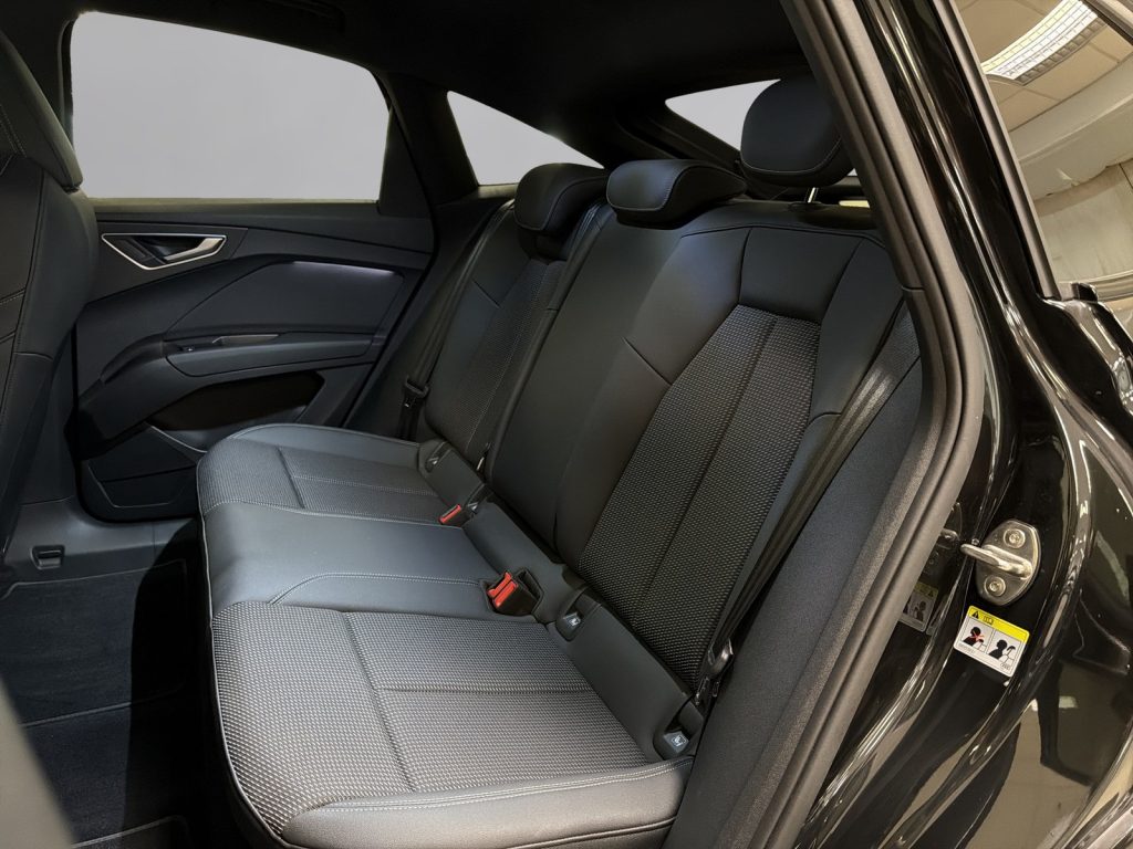 AUDI Q4 e-tron sportback e-tron 40 s line edition - 12