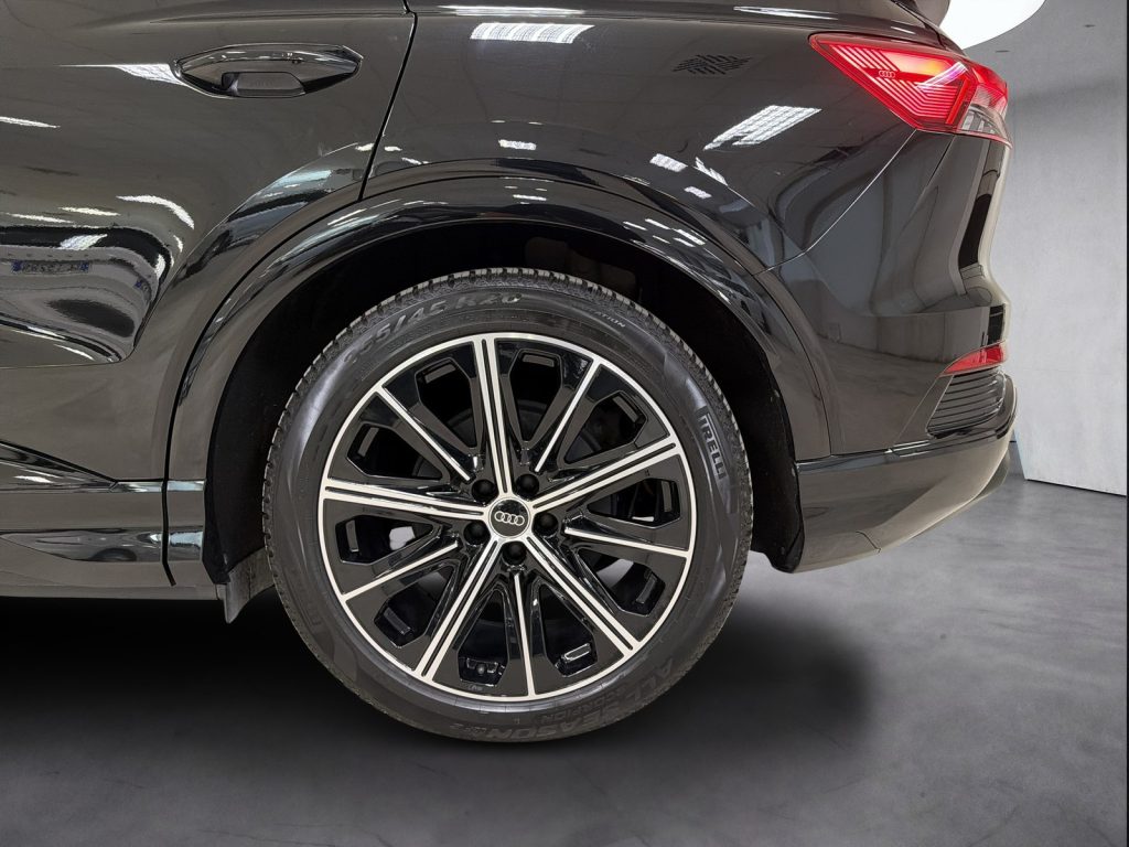 AUDI Q4 e-tron sportback e-tron 40 s line edition - 18