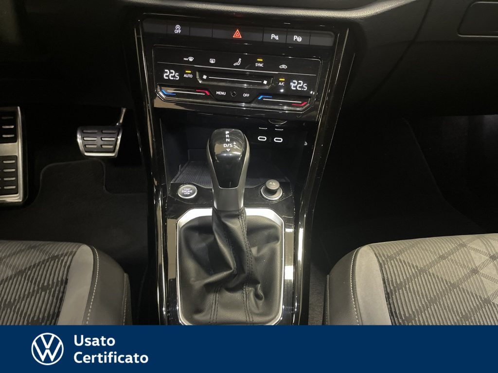 VOLKSWAGEN T-Roc 1.5 tsi r-line dsg - 11