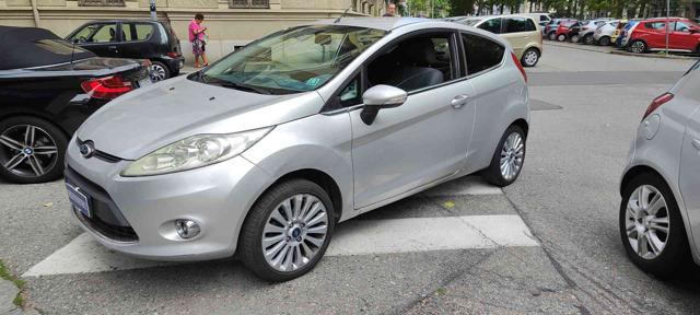 FORD Fiesta Grigio metallizzato