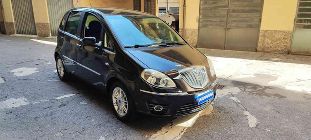 LANCIA MUSA Grigio scuro metallizzato