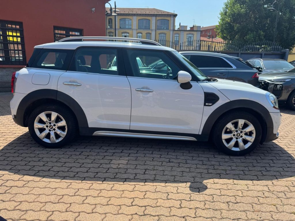 MINI Countryman 1.5 One D Boost - 6