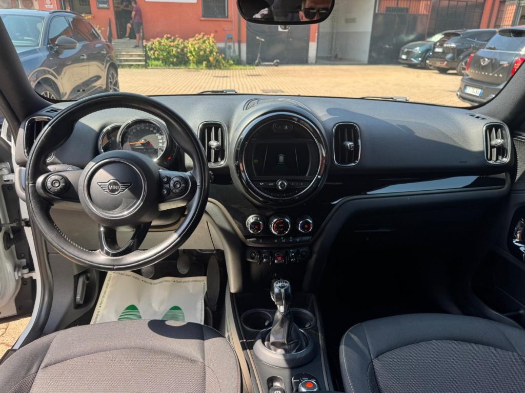 MINI Countryman 1.5 One D Boost - 9
