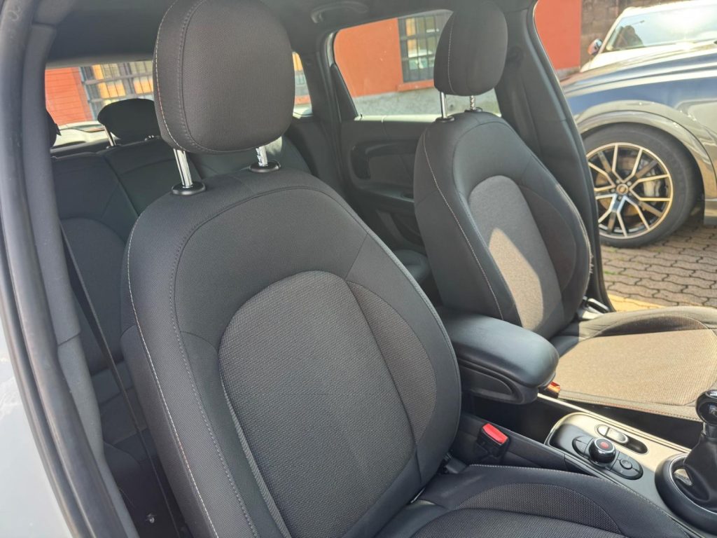 MINI Countryman 1.5 One D Boost - 14
