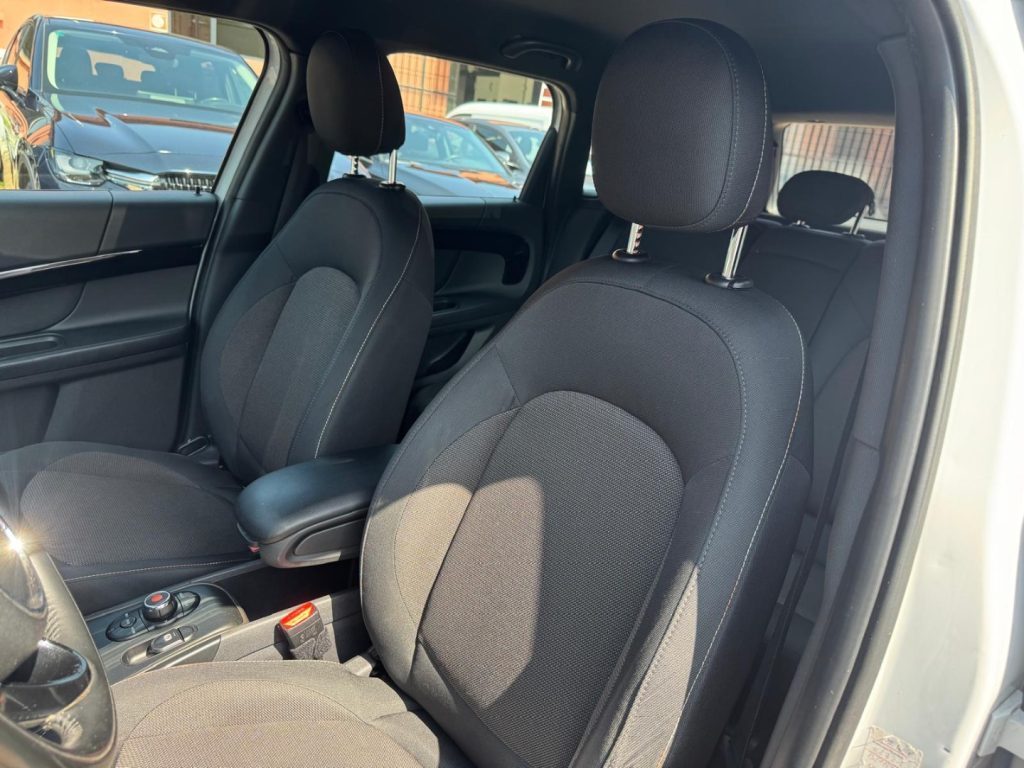MINI Countryman 1.5 One D Boost - 17