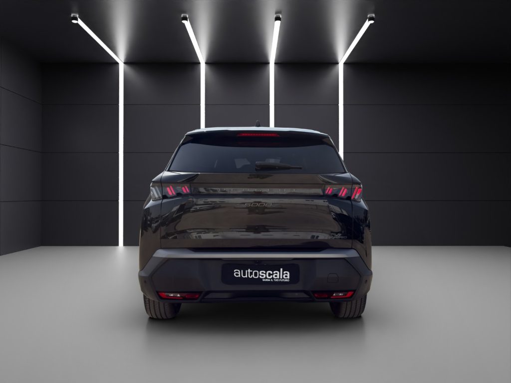 PEUGEOT 5008 Hybrid 136 e-DCS6 Allure - 4