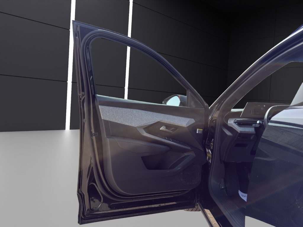PEUGEOT 5008 Hybrid 136 e-DCS6 Allure - 11