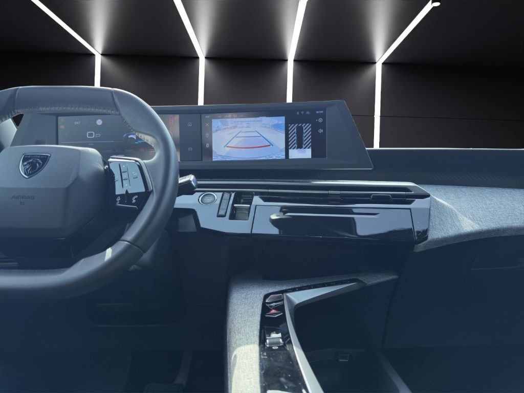 PEUGEOT 5008 Hybrid 136 e-DCS6 Allure - 14