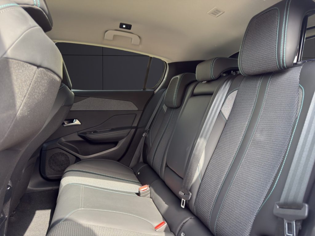 PEUGEOT 308 PureTech Turbo 130 S&S Allure - 13