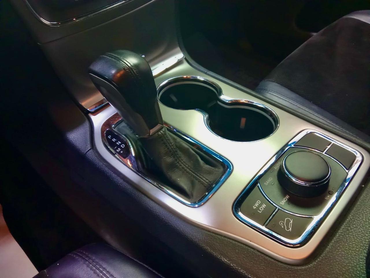 JEEP Grand Cherokee 3.0 V6 CRD 250 MultijetII Night Eagle Gancio Train - 14