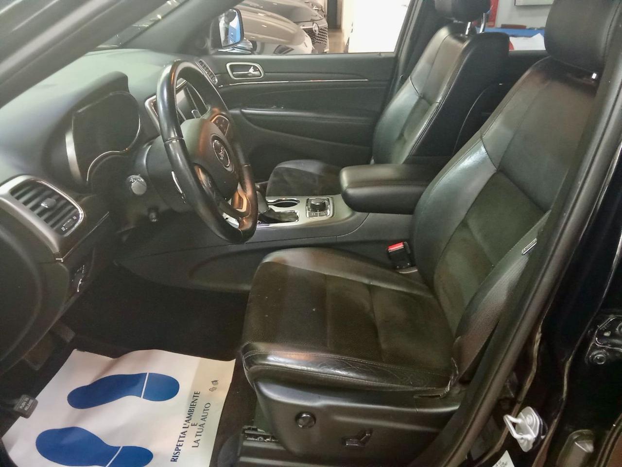 JEEP Grand Cherokee 3.0 V6 CRD 250 MultijetII Night Eagle Gancio Train - 8