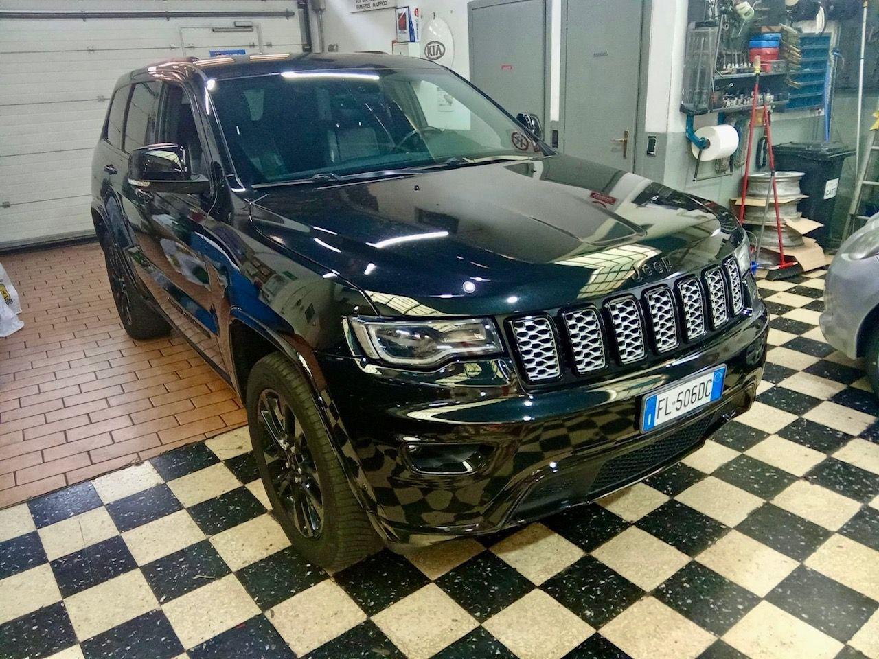 JEEP Grand Cherokee 3.0 V6 CRD 250 MultijetII Night Eagle Gancio Train - 2